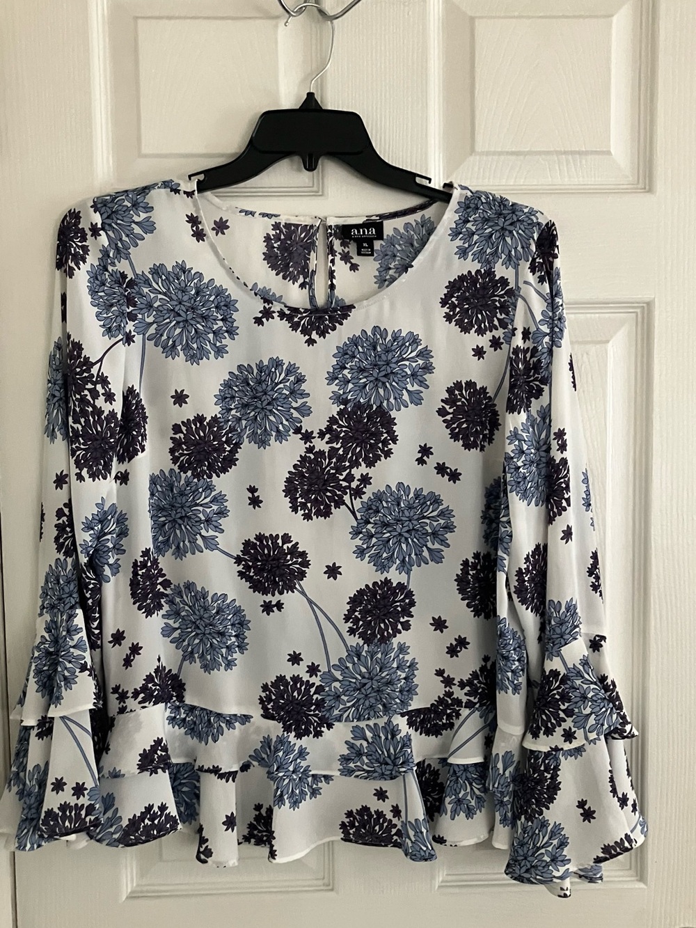 a.n.a. A New Approach Top Size XL